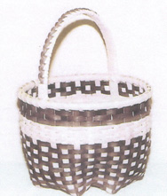 Patricia Yunkes' Cross Bottom Basket